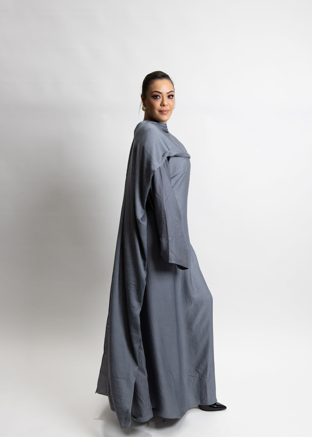 M A L E E K A | dusty blue