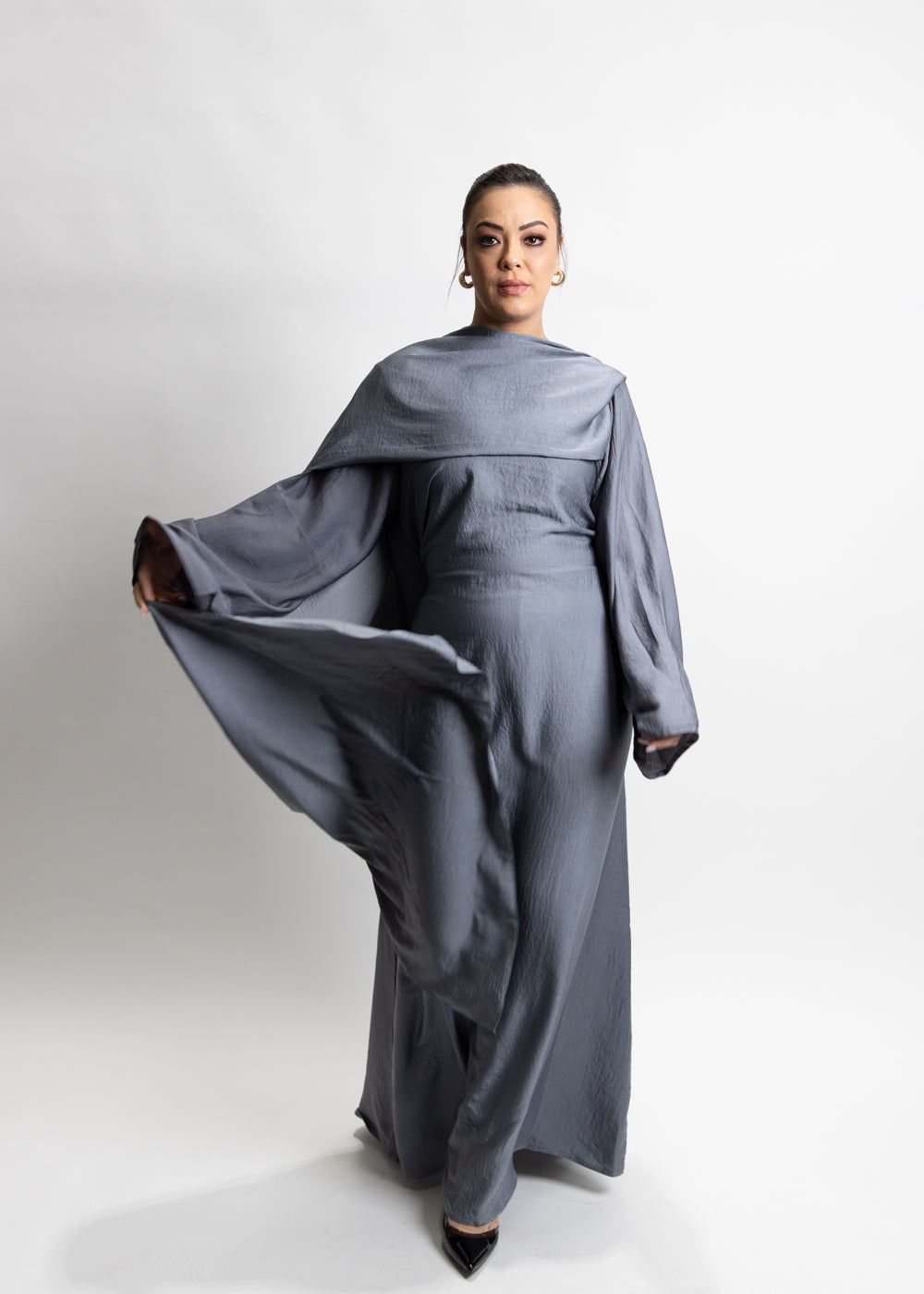 M A L E E K A | dusty blue