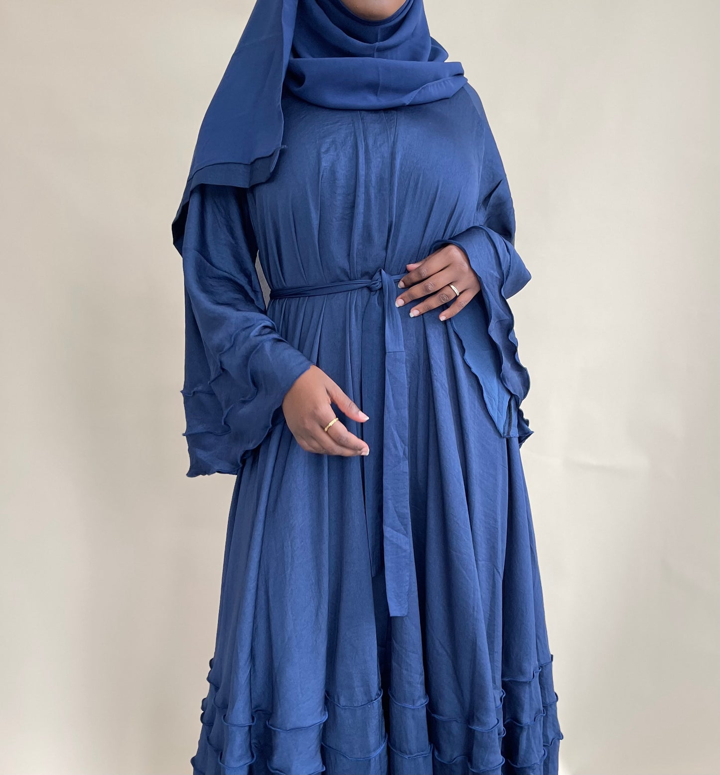 A A L I Y A H | navy